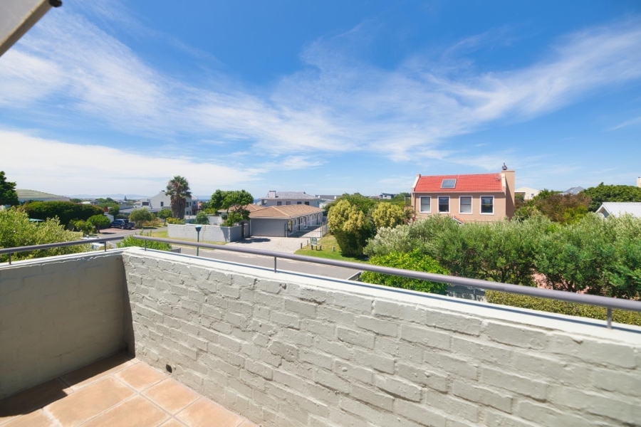 5 Bedroom Property for Sale in Vermont Western Cape